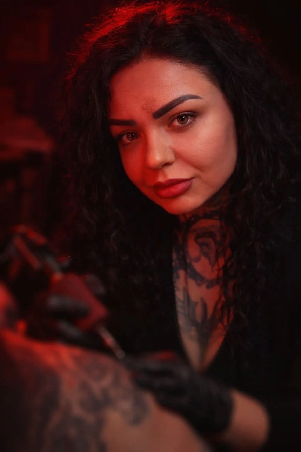 Madalina Insink - Realism & Portrete